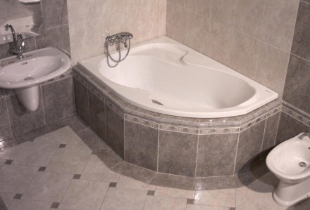 Акриловая ванна Ravak Rosa I L 140 см с ножками