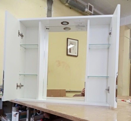 Зеркальный шкаф Emmy Милли 80 см, mel80bel, с подсветкой, белый
