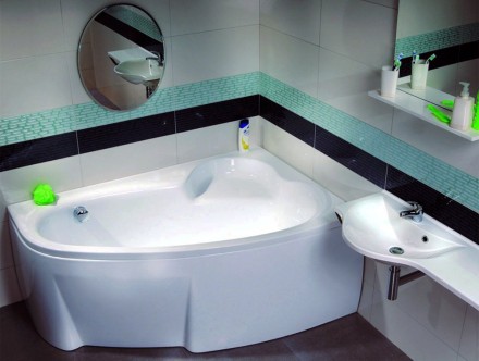 Акриловая ванна Ravak Asymmetric 160 R с ножками